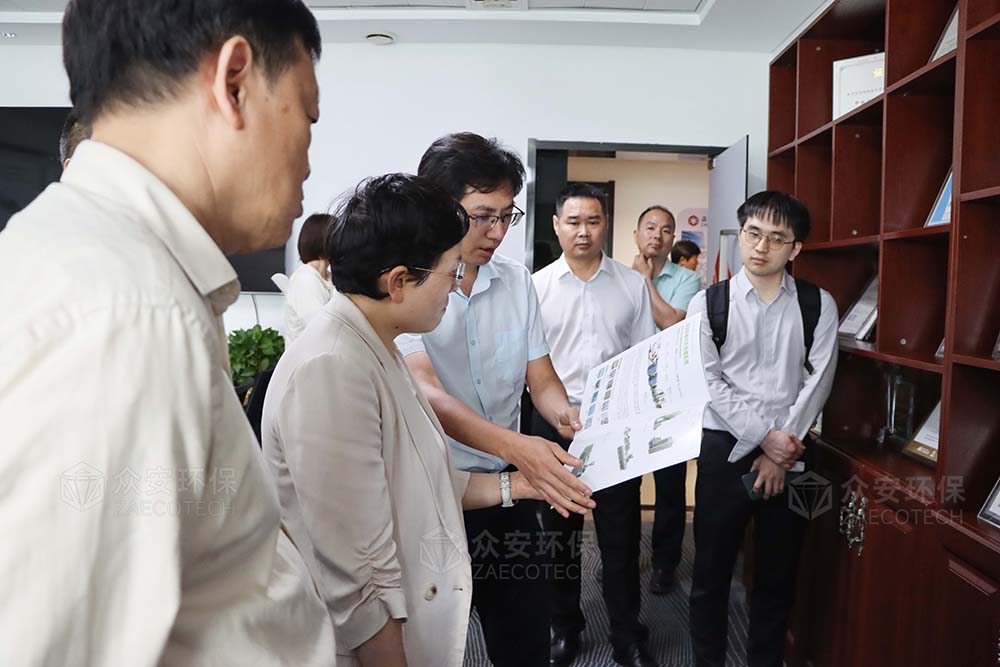 魏宁娣一行了解众安环保公司核心技术发展.jpg